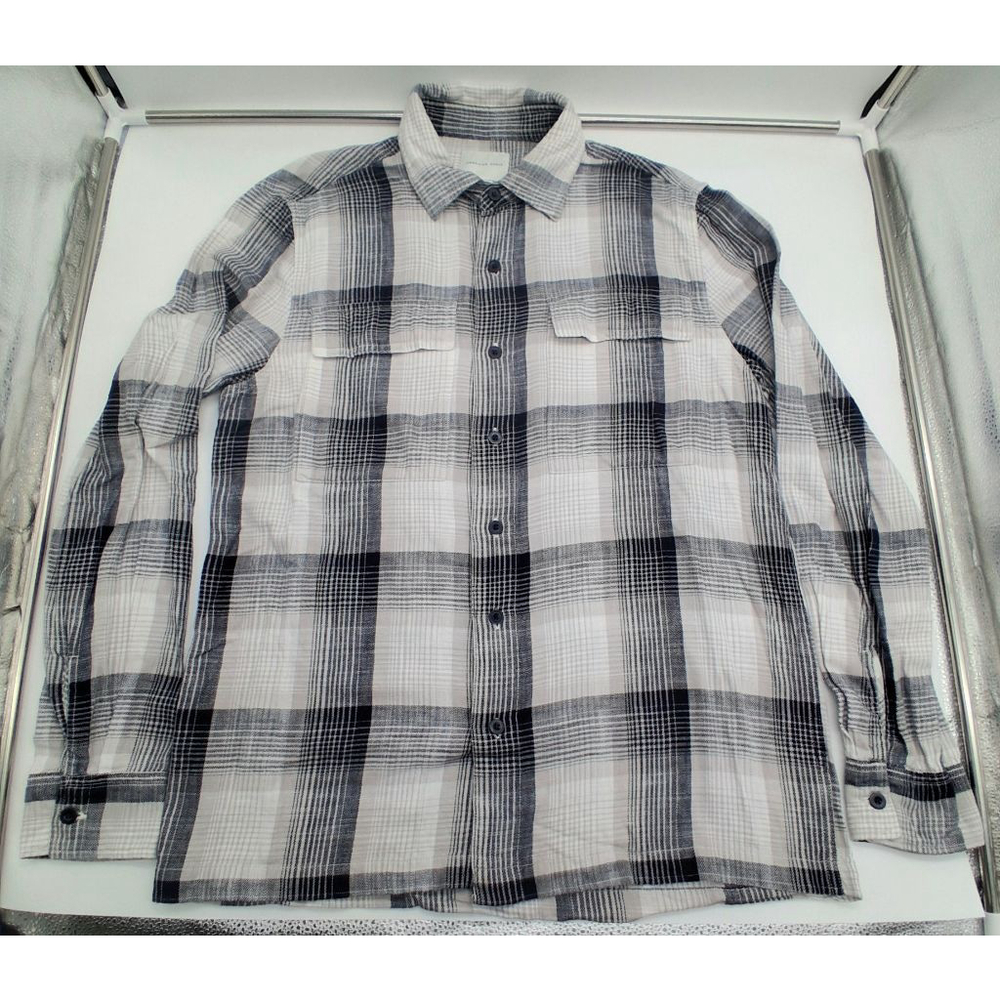 American Eagle Outfitters Men’s Medium Gray Plaid Flannel Button Up Shirt Cotton